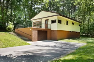 172 Porter St, Granby, MA 01033 - Photo 6