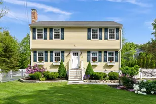 42 Hale St, Newburyport, MA 01950 - Photo 2
