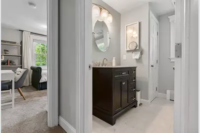 42 Hale St, Newburyport, MA 01950 - Photo 24