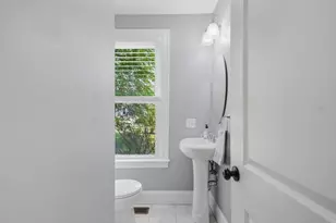 19 Eliot St, Natick, MA 01760 - Photo 32