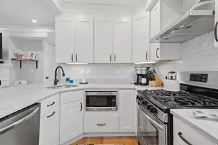 19 Eliot St, Natick, MA 01760 - Photo 14