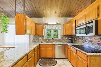 103 Brown Street, Dartmouth, MA 02747 - Photo 12
