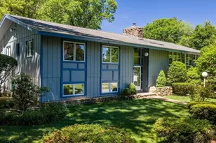103 Brown St, Dartmouth, MA 02747 - Photo 2