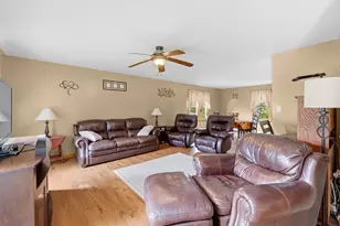 55 John St, Acushnet, MA 02743 - Photo 8