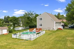 55 John St, Acushnet, MA 02743 - Photo 2