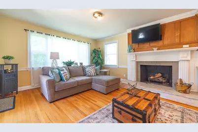 28 Parker St, East Longmeadow, MA 01028 - Photo 4