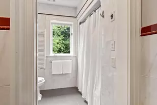 258 Hill St, Leominster, MA 01453 - Photo 36