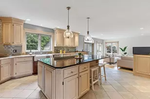 258 Hill St, Leominster, MA 01453 - Photo 20
