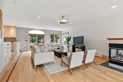 258 Hill St, Leominster, MA 01453 - Photo 14