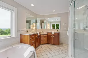 258 Hill St, Leominster, MA 01453 - Photo 28