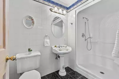 258 Hill St, Leominster, MA 01453 - Photo 22