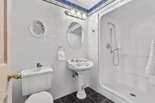 258 Hill St, Leominster, MA 01453 - Photo 22