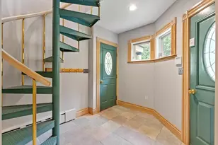 258 Hill St, Leominster, MA 01453 - Photo 30