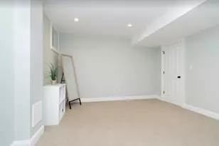 82 Powder House Blvd, Somerville, MA 02144 - Photo 20