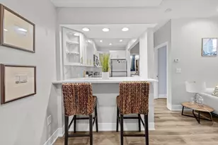 60 Gibson St, Boston, MA 02122 - Photo 8