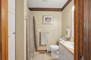 1527 Main St, Acushnet, MA 02743 - Photo 18