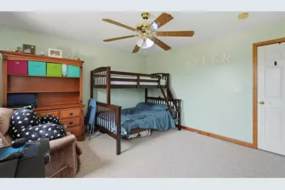 1527 Main Street, Acushnet, MA 02743 - Photo 26