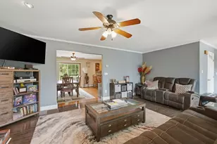 1527 Main St, Acushnet, MA 02743 - Photo 10
