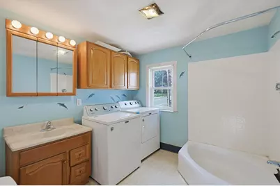 68 Winter St, Taunton, MA 02780 - Photo 16