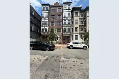 75 Burbank #402, Boston, MA 02115 - Photo 22