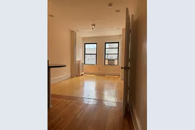 75 Burbank #402, Boston, MA 02115 - Photo 8