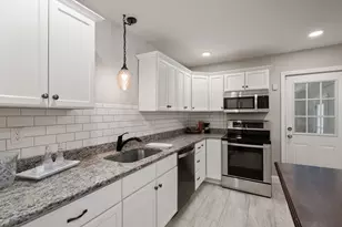 380 Woodward Ave, Seekonk, MA 02771 - Photo 4