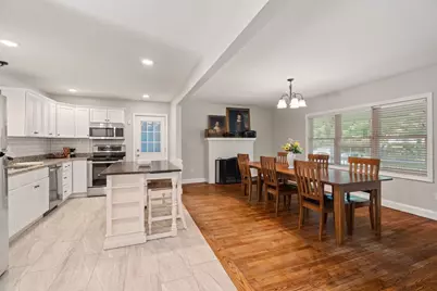 380 Woodward Ave, Seekonk, MA 02771 - Photo 2