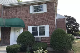 132 Emerson Gardens Rd, Lexington, MA 02420 - Photo 2