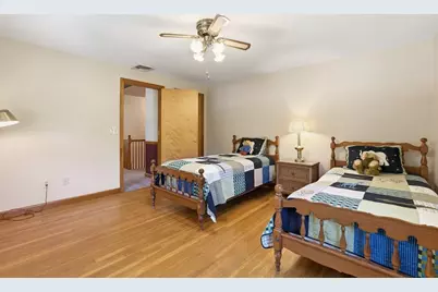 104 Jackson Dr, Raynham, MA 02767 - Photo 20