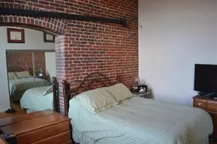 320 W 2nd St, Boston, MA 02127 - Photo 6