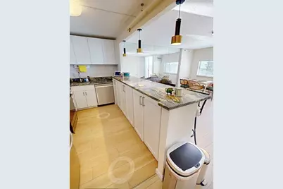 872 Massachusetts Ave. #606, Cambridge, MA 02139 - Photo 2