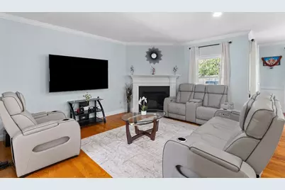 9 Cyrus Way #9, Northborough, MA 01532 - Photo 6
