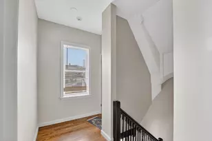 37 Stonehurst St, Boston, MA 02122 - Photo 26