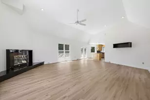 30 Cara Ln, Westfield, MA 01085 - Photo 6