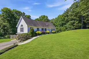 30 Cara Ln, Westfield, MA 01085 - Photo 2