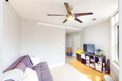 394 Riverway #1, Boston, MA 02115 - Photo 2