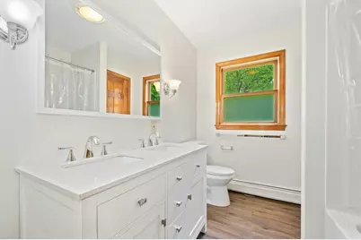 45 Dillon St, Worcester, MA 01604 - Photo 16