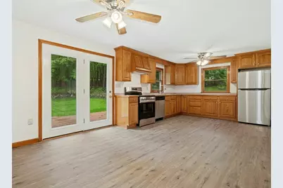 45 Dillon St, Worcester, MA 01604 - Photo 6