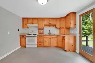 4 Silver St, Monson, MA 01057 - Photo 4