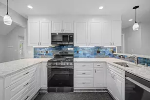 573 Federal St, Belchertown, MA 01007 - Photo 8