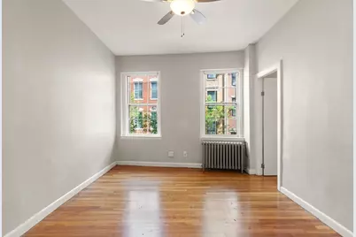 78 Phillips St #3, Boston, MA 02114 - Photo 2