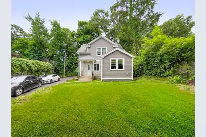 38 Ames Ave, West Springfield, MA 01089 - Photo 2