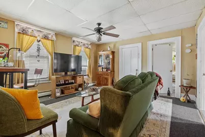 30 Summer St, Orange, MA 01364 - Photo 38