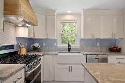 32 Indian Ridge Dr, Leominster, MA 01453 - Photo 12