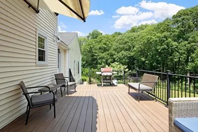 32 Indian Ridge Dr, Leominster, MA 01453 - Photo 4