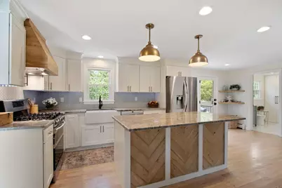 32 Indian Ridge Dr, Leominster, MA 01453 - Photo 10