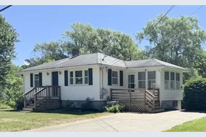 14 Mercier Street, Dracut, MA 01826 - Photo 2