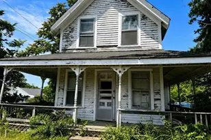147 Onset Ave, Wareham, MA 02558 - Photo 1