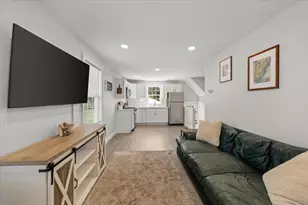 64 Fall River Ave, Seekonk, MA 02771 - Photo 6