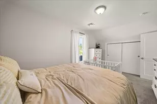 64 Fall River Ave, Seekonk, MA 02771 - Photo 20